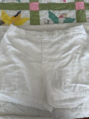 Banana Republic White High-Waist Linen-Blend Shorts with Pockets